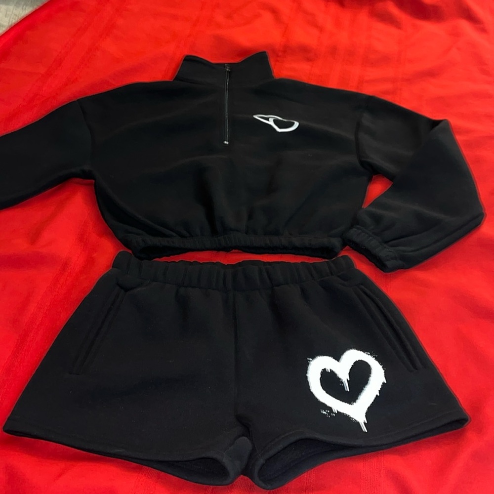 Black Fleece Heart Short Set